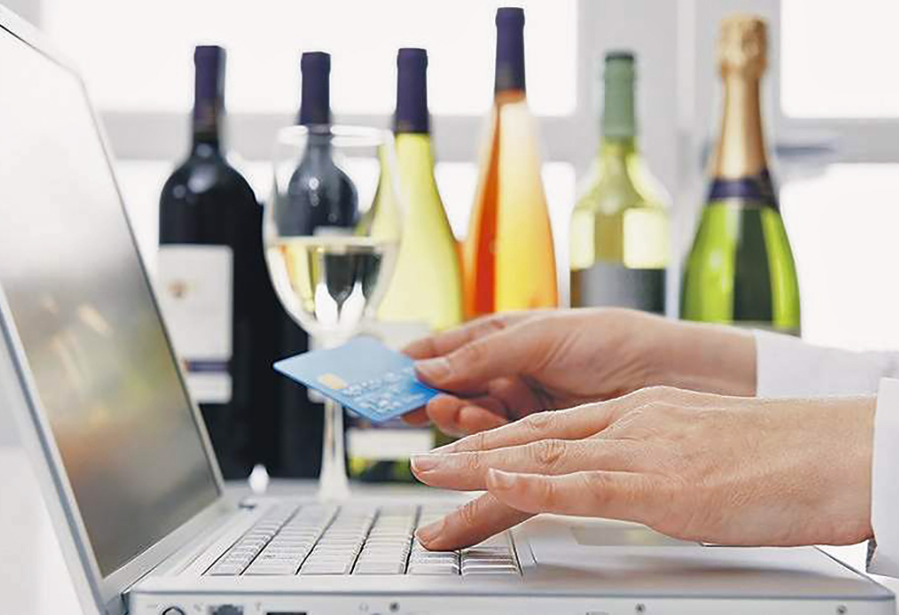 Глава РАР Игорь Алешин поддержал онлайн-продажу вина