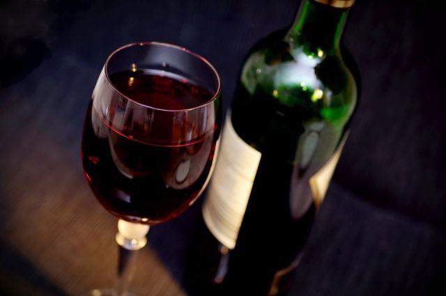 Красное ликерное вино: изысканный напиток с многовековой историей